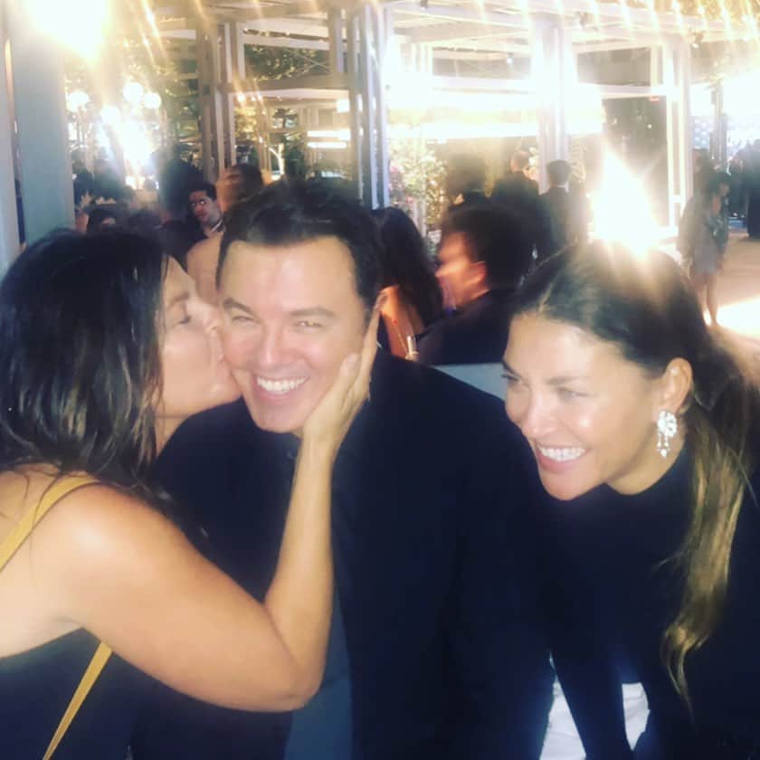 ジェシカ・ゾアのインスタグラム：「Congratulations @macfarlaneseth on being inducted into the Television Academy Hall of Fame:) We are clearly very happy for you! I am so honored to work with you every day and to be a part of a show that takes place in the future but touches on current issues that are so relevant! Keep doing you... being brilliant and kind :)」