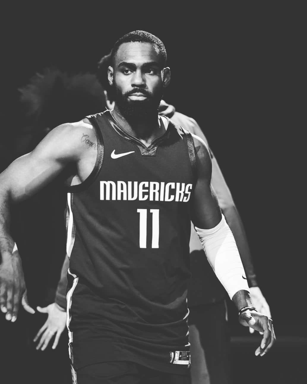 ティム・ハーダウェイ・ジュニアのインスタグラム：「Back at the crib!! #gameday」