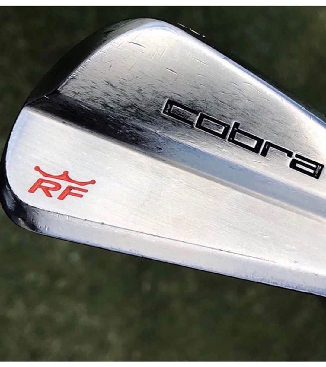 リッキー・ファウラーのインスタグラム：「A better look at my @cobragolf proto irons...second and third pics are top down view of 8 (40°) and 4 (24°) iron...we started working on these back in January...I wanted an old school look (thin/straight top line and no offset) while keeping the benefits of the sole and weight behind the sweet spot (tungsten plugs) these are all hand milled stainless heads...currently working on a pvd finish for the final version...stay tuned👌」