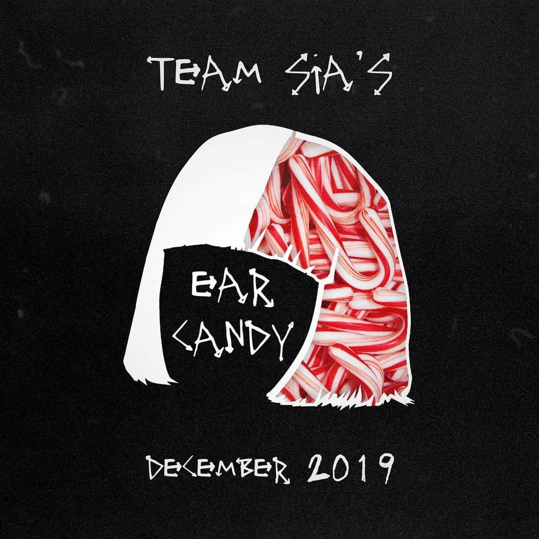 シーアさんのインスタグラム写真 - (シーアInstagram)「December's getting even sweeter with new songs added to Team Sia's Ear Candy on @Spotify! - Team Sia」12月5日 7時10分 - siamusic