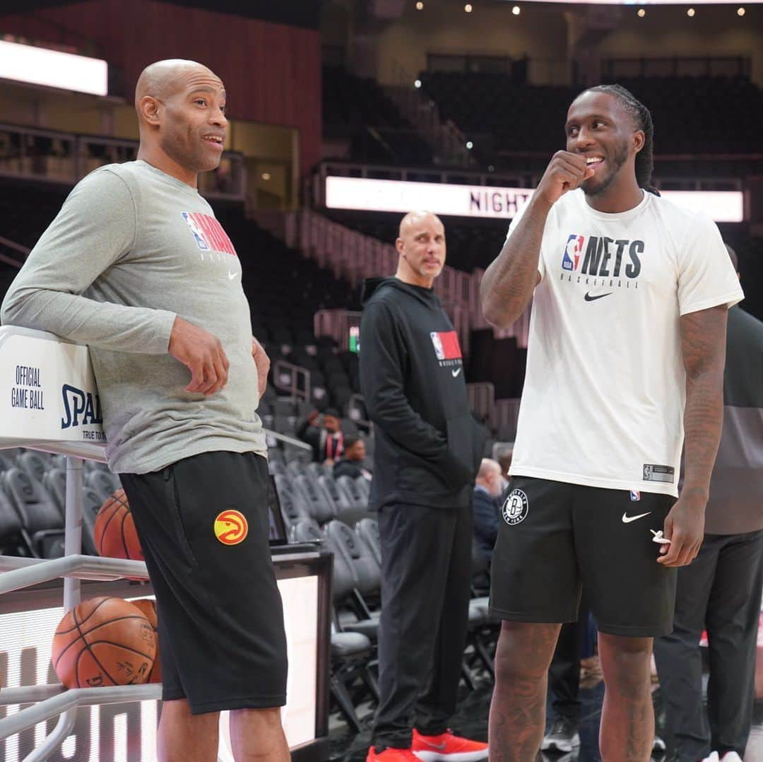 Brooklyn Netsさんのインスタグラム写真 - (Brooklyn NetsInstagram)「A former Hawk catches up with a former Net 🤝」12月5日 7時32分 - brooklynnets