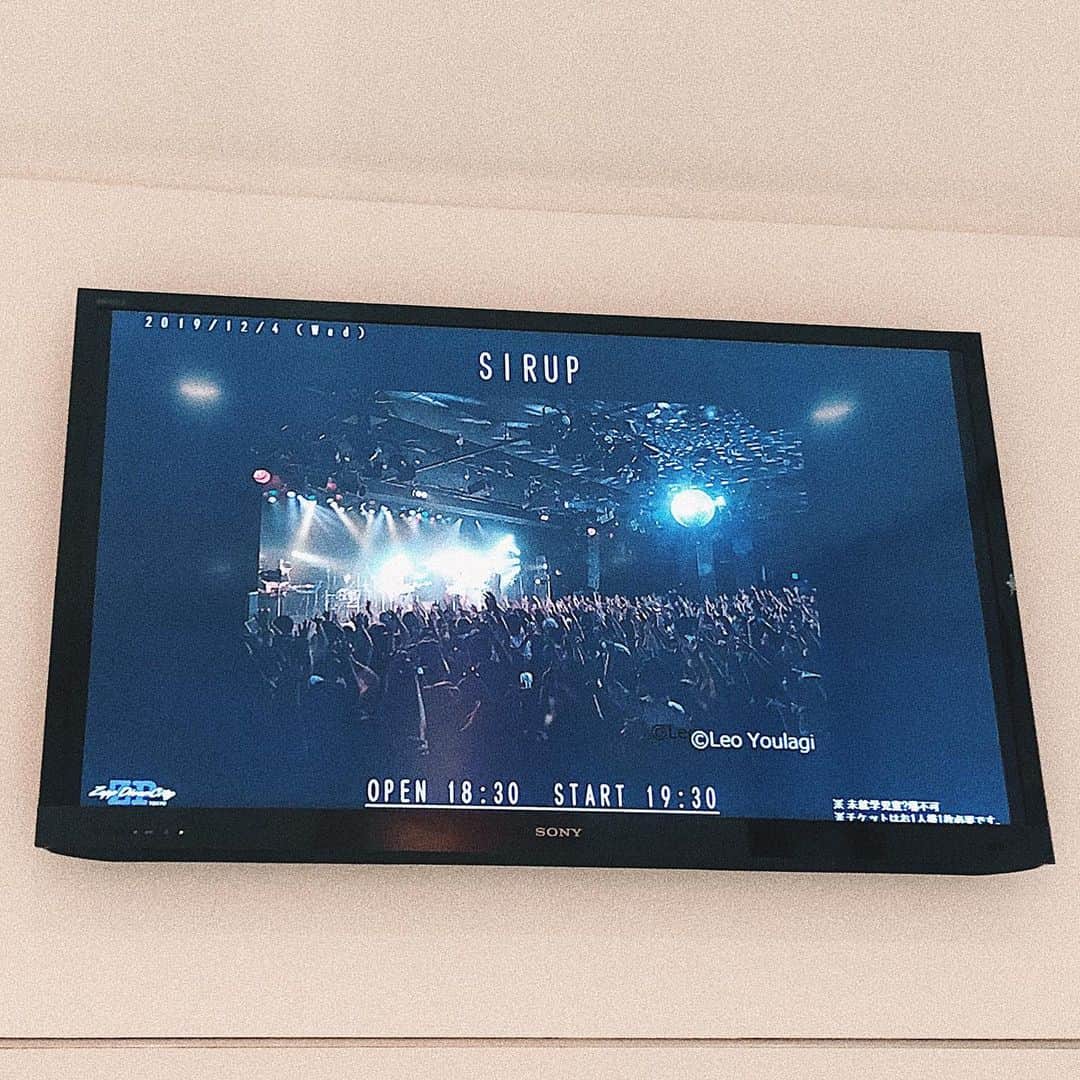 のインスタグラム：「ㅤㅤㅤㅤㅤㅤㅤㅤㅤㅤㅤㅤㅤ ㅤㅤㅤㅤㅤㅤㅤㅤㅤㅤㅤㅤㅤ リキッドルームのワンマンぶりの SIRUPでした大好きです ㅤㅤㅤㅤㅤㅤㅤㅤㅤㅤㅤㅤㅤ 好きな人たちもたくさんゲストで来ました 幸せでした大好きです ㅤㅤㅤㅤㅤㅤㅤㅤㅤㅤㅤㅤㅤ #sirup #channel01」
