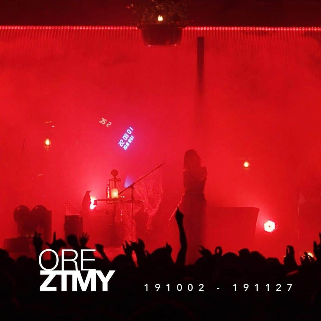 Open Reel Ensembleのインスタグラム：「ORExZUTOMAYO  191002 - 191127﻿ Thank you.﻿ ﻿ ﻿ ✇_We played_✇﻿ Tape Crash / Tape Pull-Scratch / Tape Tapping / Tape Bowing / Tape Scratch / Tape-Recordion ✋✇_✇✋﻿ ﻿ ー﻿ ﻿ ✇_演奏しました_✇﻿ テープ・クラッシュ／テープル・スクラッチ／テープ・タップ／磁楽弓／テープスクラッチ on 学習机／テレコーディオン ✋✇_✇✋﻿ ﻿ ﻿ from ZUTOMAYO's MOGU MOGU TOUR at Zepp Tokyo﻿ ﻿ #openreelensemble #reeltoreel #tape #magnetikpunk  #ずっと真夜中でいいのに #潜潜ツアー #秋の味覚編﻿」