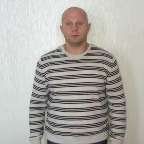 のインスタグラム：「Исполнив мечту ребенка, можно подарить ему веру в чудо. Исполнив мечту ребёнка с тяжелым заболеванием, Вы дарите ему силы для борьбы с болезнью. Я поддерживаю проект «Мечты сбываются» Санкт-Петербургского Детского хосписа. Эта добрая акция исполняет желания детей, которые каждый день сражаются за жизнь. Поддержите их, подарив новогоднюю сказку. Переходите на сайт мечтыдетей.рф и почувствуйте себя волшебником!」
