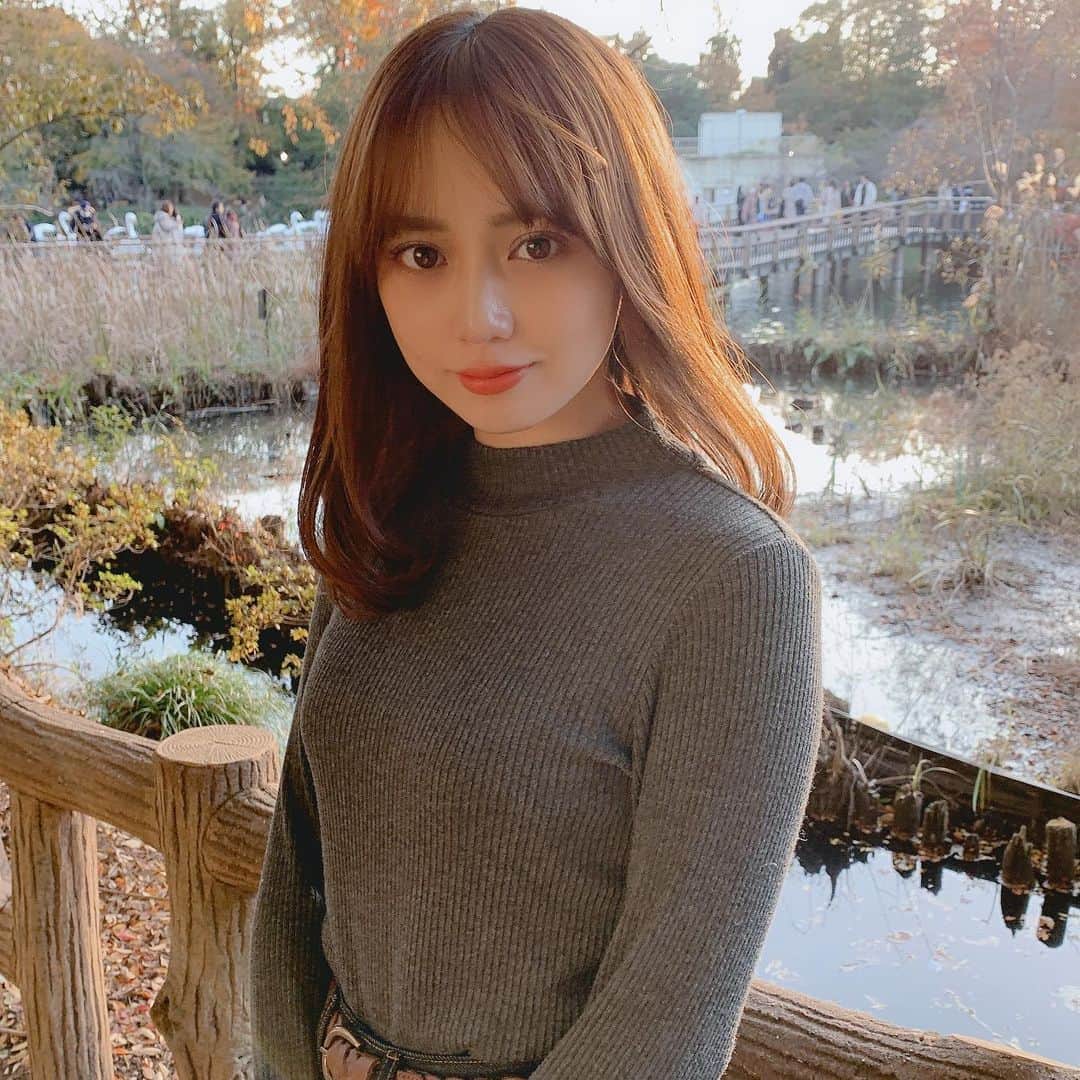 のインスタグラム：「. ことしは紅葉がたくさん見れてうれしいなぁ。 公園すきかも☺︎」
