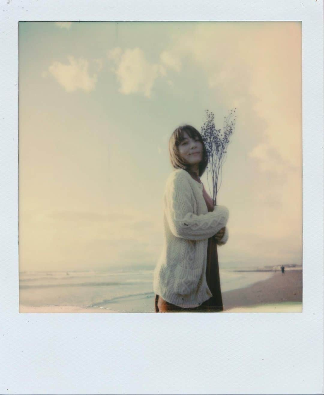 しじみさんのインスタグラム写真 - (しじみInstagram)「#PolaroidOriginals #polaroid #ポラロイド #フィルム」12月5日 18時41分 - amcche