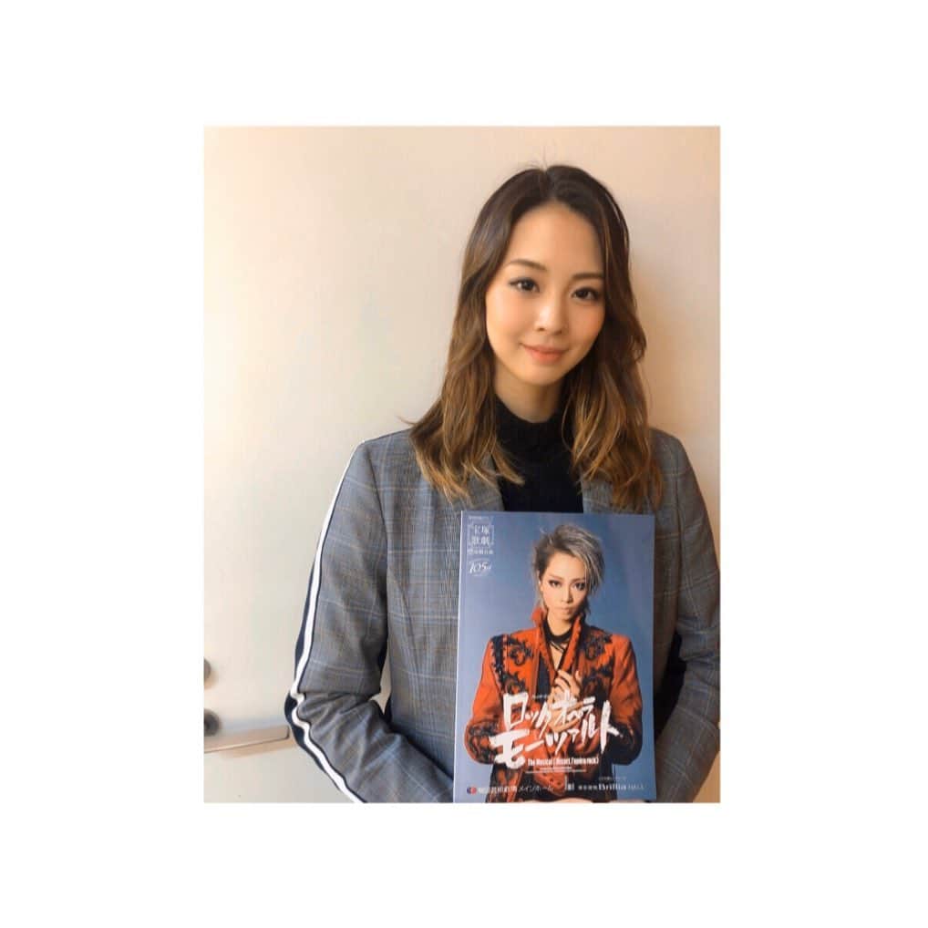 矢吹世奈さんのインスタグラム写真 (矢吹世奈Instagram)「・ 星組さんの「ロックオペラ モーツァルト」 観れました🙏🏼 礼さんの