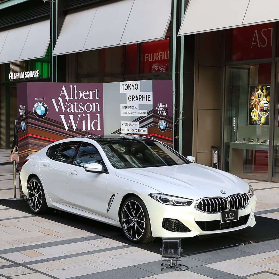 のインスタグラム：「​ミッドタウン六本木にてTHE 8 グラン クーペを展示します。BMWが協賛する「KYOTOGRAPHIE京都国際写真祭」のスペシャル・エディションとして「TOKYOGRAPHIE（トウキョウグラフィー）」が東京を巡回。 それを記念し、12月6～8日の3日間、ミッドタウン六本木「アルバート・ワトソン展」前にて、THE 8 グラン クーペを展示します。また、オリジナルフィルム「光への探求」を公開放映中。是非お立ち寄りください。 . アルバート・ワトソン Wild presented by FUJIFILM & BMW 11/29（金） - 12/12（木）10:00 - 19:00 . #BMW #BMWJapan #駆けぬける歓び #TOKYOGRAPHIE  #THE8」