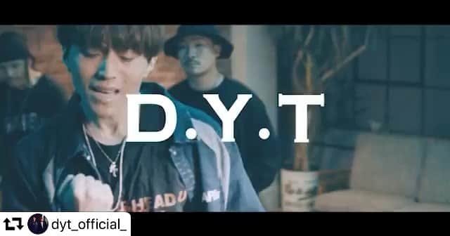TOMO のインスタグラム：「@dyt_official_ 「キライになれたらいいのに」監督させていただきましたー！キャストには @a_akari1219 @shohei_713 @takupon0626 の3人に出演してもらいました！色んな所で展開されてるようなので、是非チェックして下さい！https://youtu.be/PRzaDJjbWPk #DYT #キライになれたらいいのに #works #director #producer  @dyt_official_#repost @dyt_official_ ・・・ ‪2019.12.3 RELEASE‬ ‪New Single「キライになれたらいいのに」‬ ‪MusicVideo ティザー公開🥀⚡️‬ #DYT #千田耀太 #菅野陽太‬ ‪#キライになれたらいいのに‬」