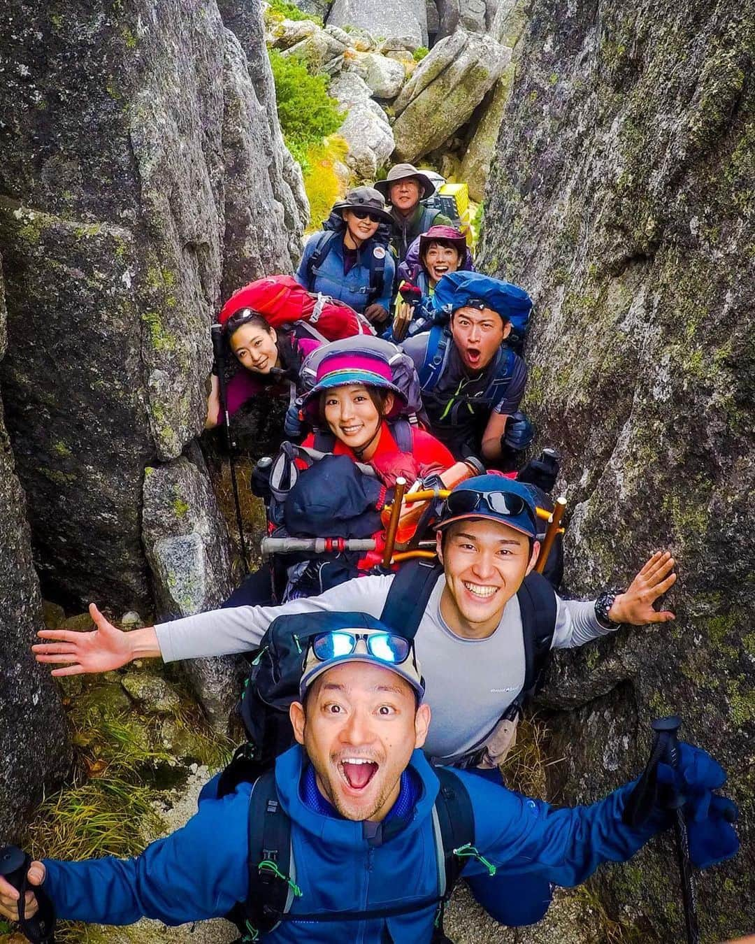 山根和馬さんのインスタグラム写真 - (山根和馬Instagram)「燕岳で撮ったこの写真好きなんだよな。久々にみんなで山会したので…⛰ #Repost @kazuma_yamane_sp ・・・ 「山女日記」続編放送決定！！ #ドラマ #山女日記 #山フェスに行こう #アルプスの女王 #常念岳 #燕岳 #蛙岩 #NHK #BSプレミアム 「山フェスに行こう～常念岳」 BSプレミアム　2017年10月29日（日）よる10時から 「アルプスの女王～燕岳」 BSプレミアム　2017年11月5日（日）よる10時から  #工藤夕貴 #黄川田将也 #夏菜 #かたせ梨乃 #黒谷友香 #黒川芽以 #舞羽美海 #利重剛 #山根和馬 #渡辺吾郎 @gopro @goprojp」12月5日 11時48分 - kazuma_yamane_sp