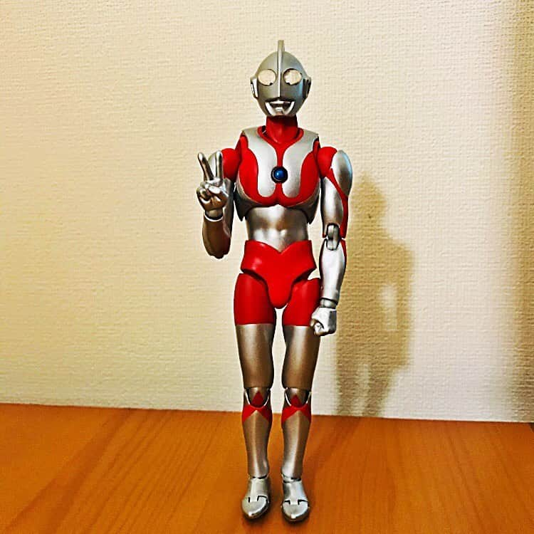 緒月遠麻さんのインスタグラム写真 - (緒月遠麻Instagram)「☺︎ ウルトラ増えた。笑  #うちのウルトラマン」12月5日 13時36分 - toma_ozuki