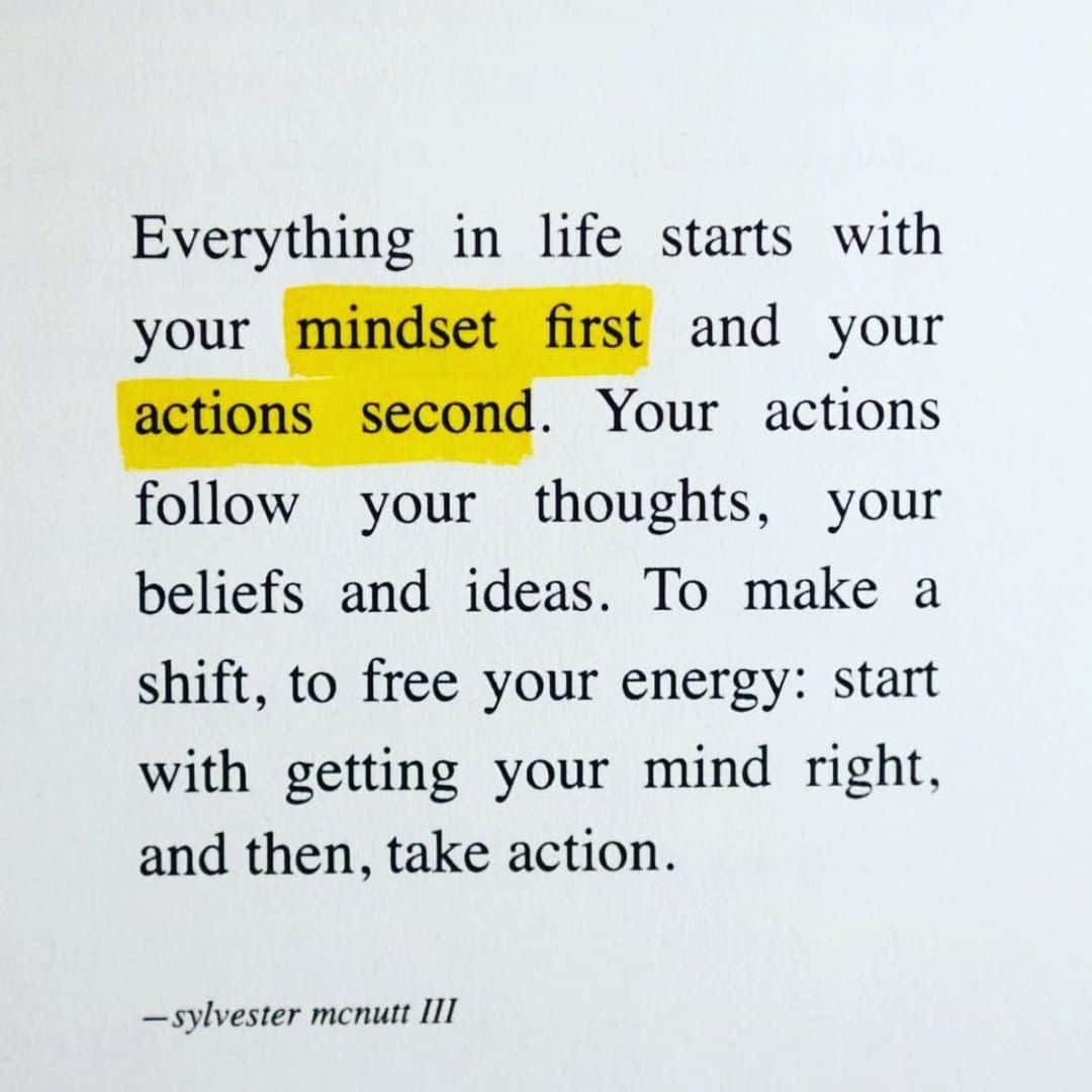 ディディさんのインスタグラム写真 - (ディディInstagram)「Getting my mind right. Join me! Let’s do this together. 🖤 LOVE. #theShift」12月5日 15時31分 - diddy