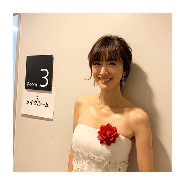 前田ゆかのインスタグラム：「今日は 「第10回国民的美魔女コンテスト」 スタート。 ✨✨✨ 美魔女の中の美魔女が決まります✨✨✨ ＊ ＊  #美ST #10周年 #sparkbeautyfes2019 #前田ゆか」
