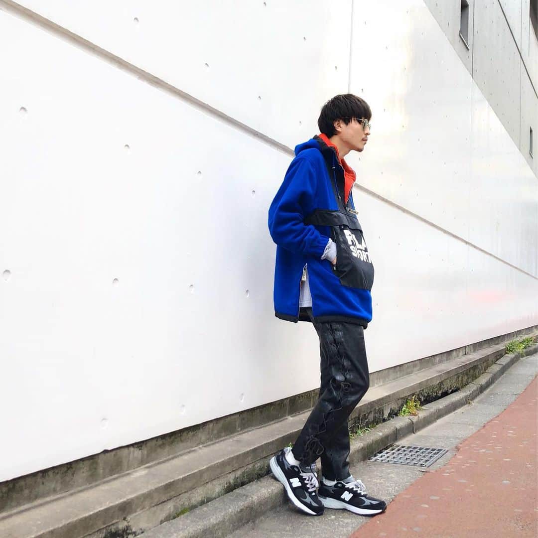 birthdeathさんのインスタグラム写真 - (birthdeathInstagram)「★Men's New Arrival★  80's Black leather side lace up pants size M ・ ・ 90's "FILA SPORT " ICE-TECH fleece and nylon pullover hoodie  Blue×Black（deadstock） size S ・ ・ #birthdeath #vintage #tokyo #shibuya #fashion」12月5日 17時37分 - birthdeath_tokyo