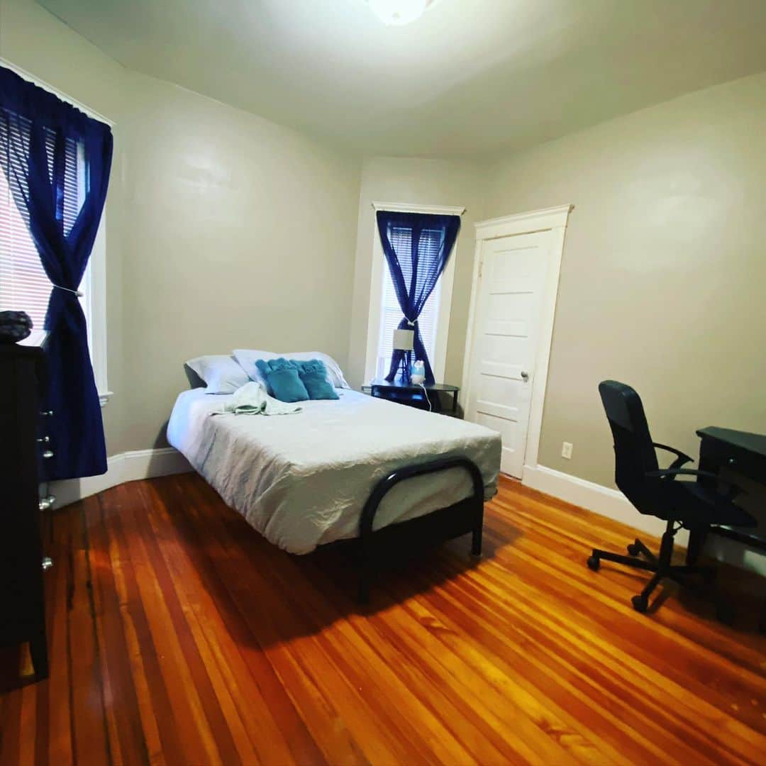 TAKAのインスタグラム：「I moved to Boston from Cambridge!! I'm very happy with the best comfort.  ケンブリッジからボストンに引っ越しました！！ 最高の住心地で大満足！」