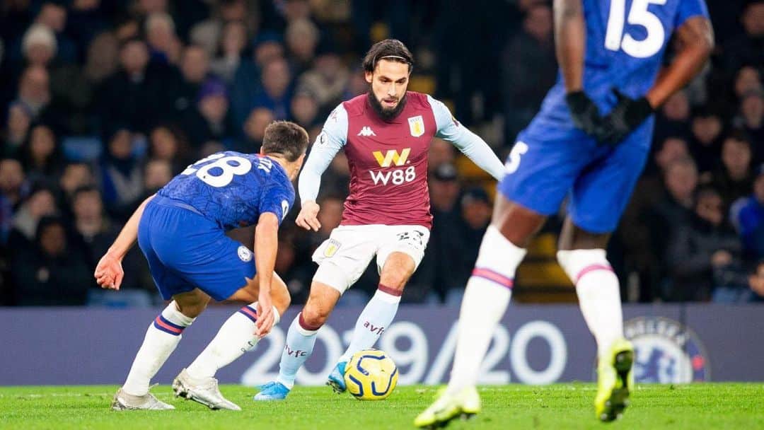 ホタのインスタグラム：「Not the result we wanted but we go again on Sunday , also happy to be back 🦁. AVFC」