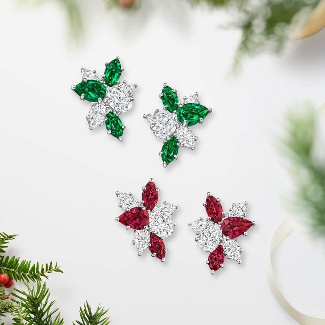 ハリー・ウィンストンさんのインスタグラム写真 - (ハリー・ウィンストンInstagram)「Iconic and colorful favorites for the festive season. Complete your Winston Wish List with #HarryWinston’s  Winston Cluster™ Collection. Tap the link in bio for details. #WinstonWishes」12月5日 20時30分 - harrywinston