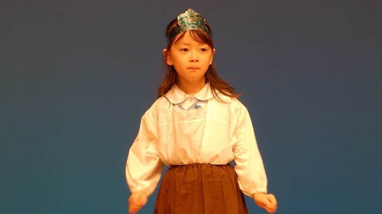 Megumiのインスタグラム：「幼稚園最後の発表会は『シンデレラ』🏰 立派に主役をやりきったよ✨セリフも堂々と言えて、そして5曲くらい踊ってた💦よくこんなに覚えたな！と感動しました✨ 大きな舞台で、30分くらいの大作。 驚き‼️ 年長さんてすごい✨✨ そして指導した先生…すごすぎ！！👏 よくがんばったね💓💓 ✨  #幼稚園発表会 #年長さん #5歳」