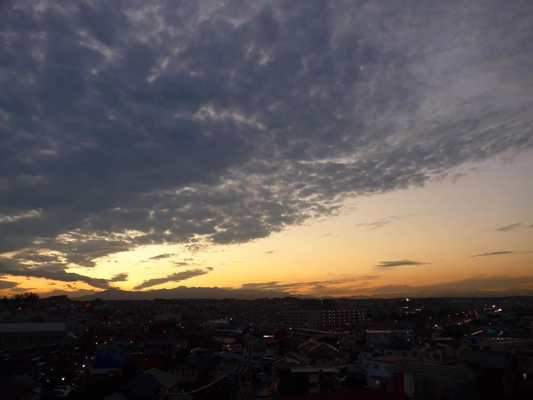 藤田敦子さんのインスタグラム写真 - (藤田敦子Instagram)「ㅤㅤㅤ Beautiful sunset view from my house. The usual sight.」12月5日 20時47分 - blenda0305