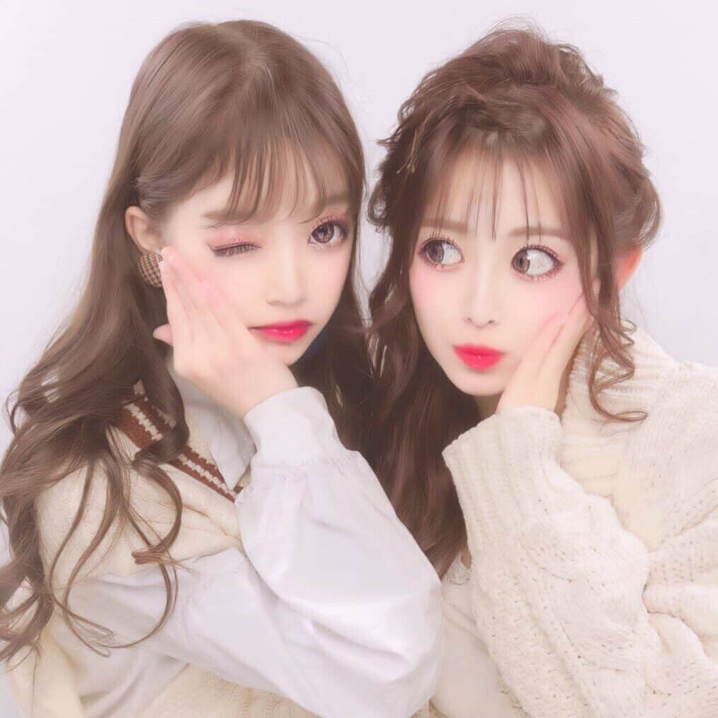 青木菜花のインスタグラム：「.﻿ .﻿ るいちゃんとこの前遊んだときの😙﻿ 日曜日また会えちゃう🥰🥰 .﻿ .﻿ #プリント倶楽部 #ぷりんと倶楽部 #プリクラ #suu #instalike #instalove #instagood #l4l」