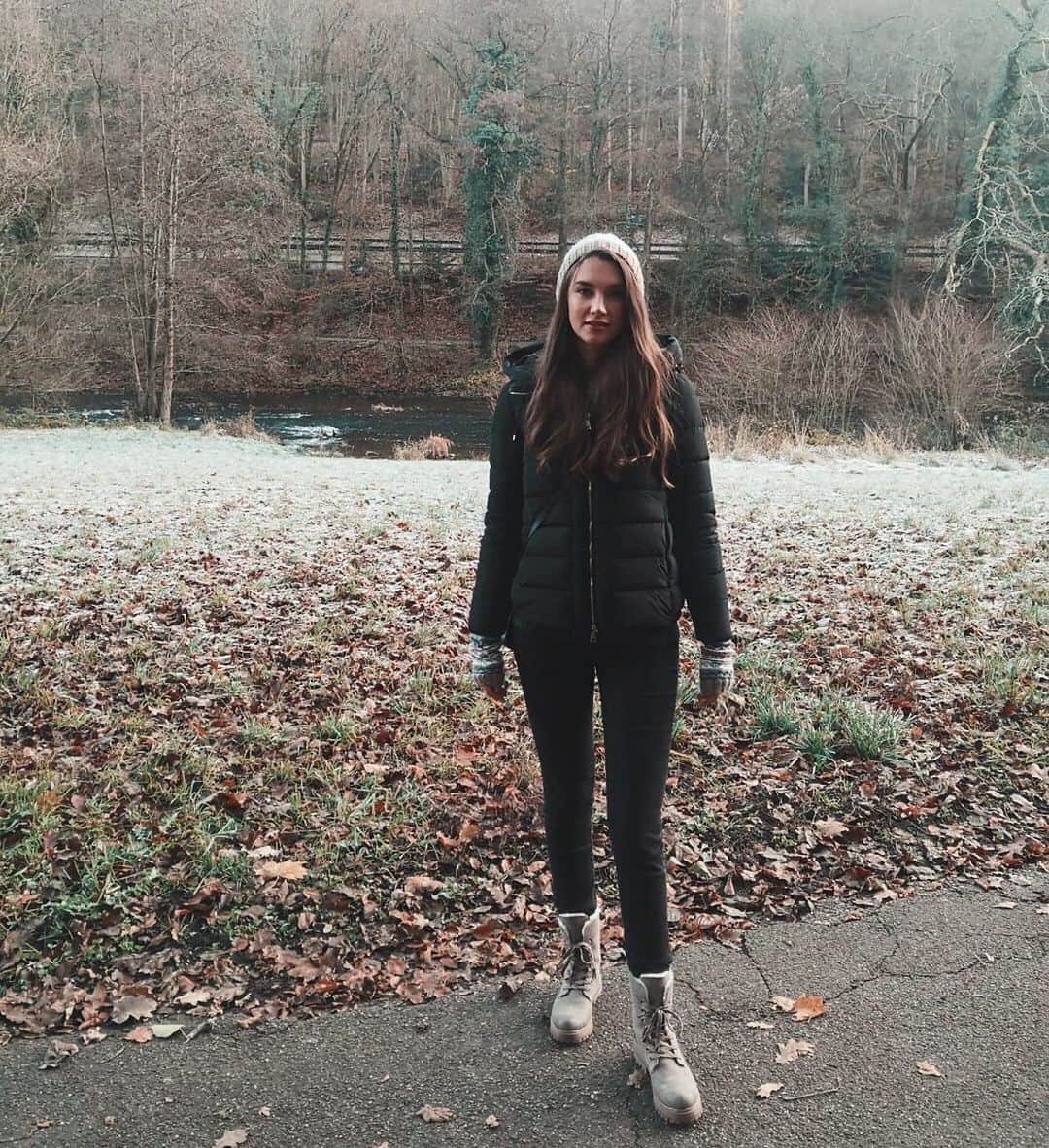 Leyla Lydia Turgutluのインスタグラム：「❄️🥶」