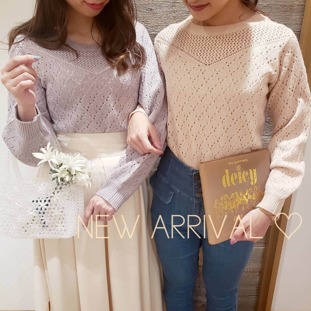 デイシーさんのインスタグラム写真 - (デイシーInstagram)「♡♡ NEWARRIVAL ♡♡ . . ＊アイレットパフスリーブニット →¥13,000+tax (color:アイボリー/ピンク/ラベンダー) . 淡いカラーがかわいいニット 💞💞 デニムやスカート、様々なボトムスと合わせていただけます ♪✨ . . ～information～ DEICY大阪店は館の営業時間に伴いまして 12月8日(日)は 20:30閉店となります。 ご来店の際はご注意下さいませ。  通常営業時間  11:00〜21:00  12月8日 11:00〜20:30  DEICY 大阪店 ☎︎06 6372 1325 . . #deicy #mecouture #deicyosaka #instagood #instalike #instafashion #fashion #ootd #prespring #knit #dustypink #dustycolor #denim #pink #lavender #ニット #プレスプリング #デイシー #ミークチュール #梅田エスト #大阪 #梅田est #秋服 #冬服 #ファッション #umeda #osaka」12月5日 22時09分 - deicy_official