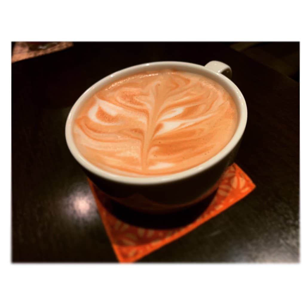 七瀬遥さんのインスタグラム写真 - (七瀬遥Instagram)「リラックスタイム☺️☕️💕 お疲れ様でした✨  #カフェラテ#カフェ#癒し#caffèellatte#cafe#friend#delicious#good#smile#love#tokyo#japan」12月5日 22時15分 - haruka_mh