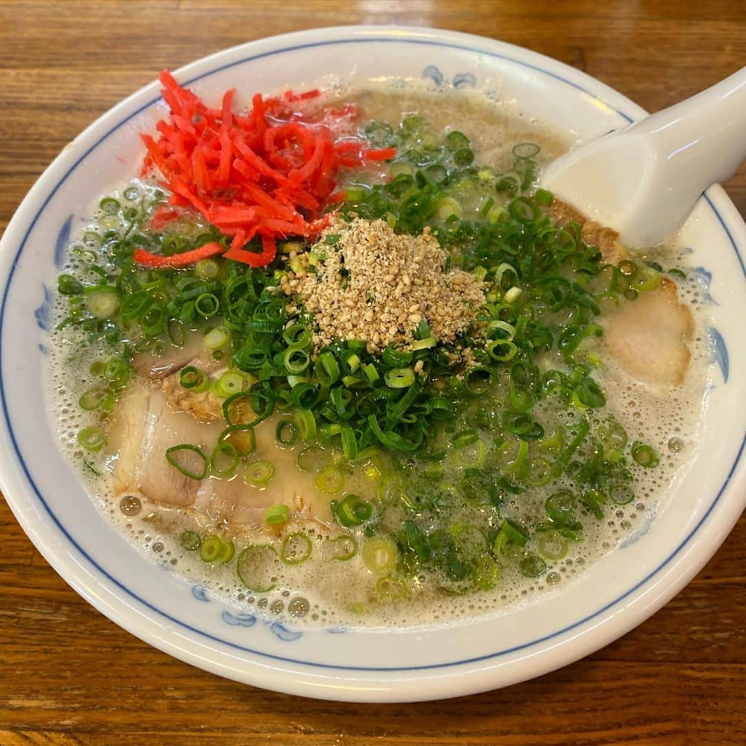 服部円のインスタグラム：「一番好きなバリカタ😋」