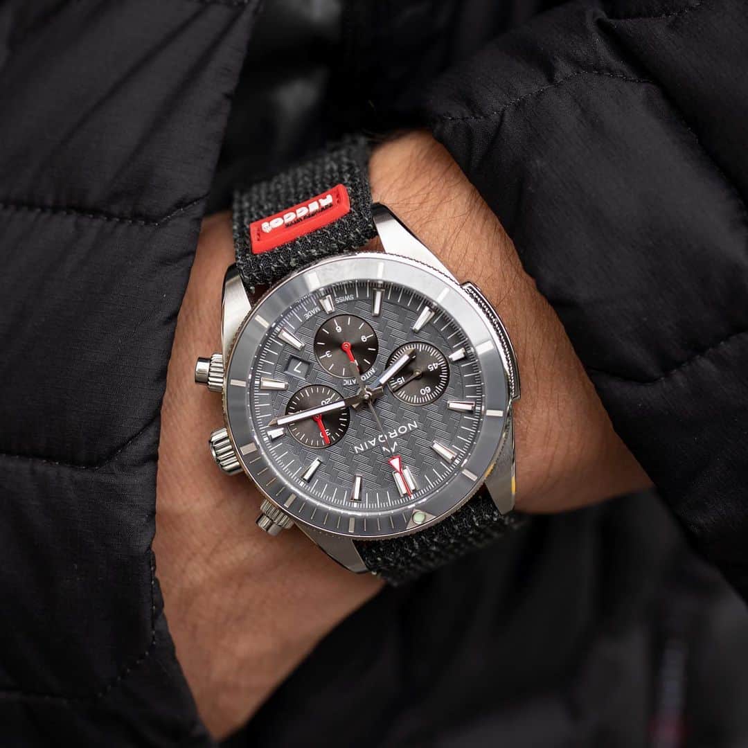Daily Watchさんのインスタグラム写真 - (Daily WatchInstagram)「The @Norqain Adventure Sport Chrono Auto with the innovative kevlar RECCO® strap which offers an advanced integrated rescue reflector technology. Movement is automatic NORQAIN calibre NN18 (ETA 7753) and diameter is 44 mm. What do you think about this model? #Norqain #Norqainer」12月5日 23時40分 - dailywatch