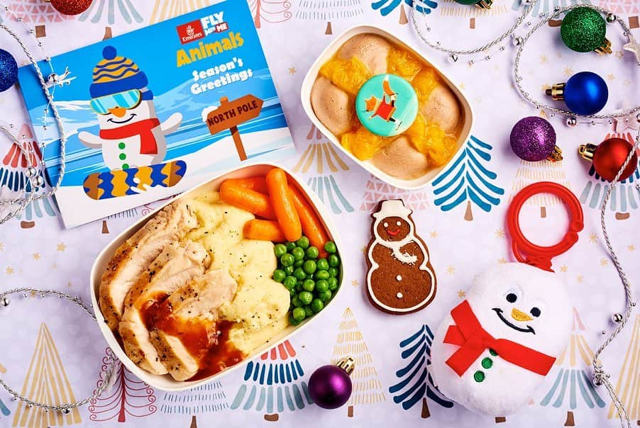 エミレーツ航空さんのインスタグラム写真 - (エミレーツ航空Instagram)「The holiday spirit is in full swing as we prepare to serve 500,000 delicious Christmas meals across all classes on select flights from 9 to 31 December. Sit back and enjoy festive films along with our many holiday treats onboard and on the ground.  #FlyEmiratesFlyBetter #EmiratesAirline #ChristmasWithEmirates #Christmas」12月6日 0時01分 - emirates