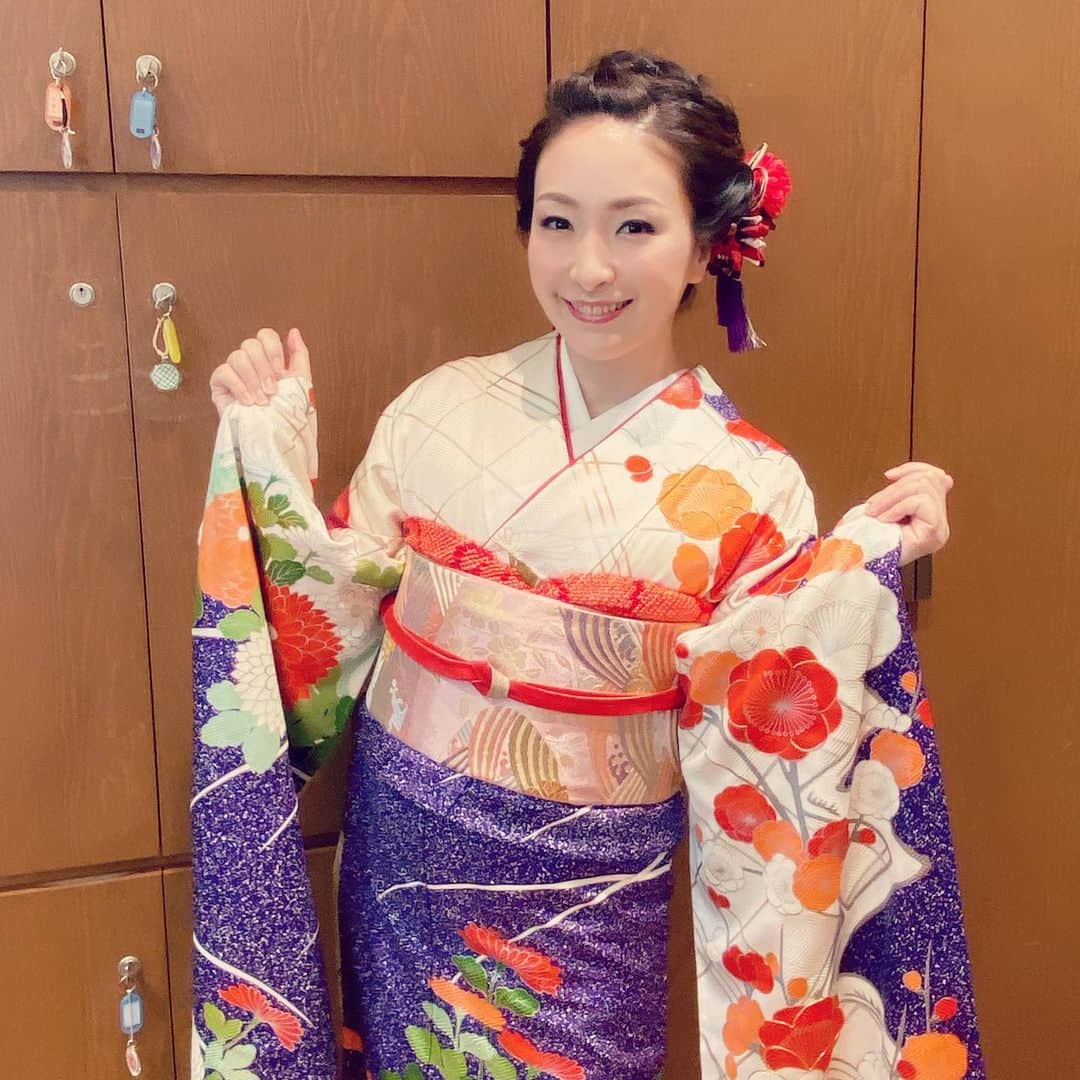 植田佳奈のインスタグラム：「#着物　#振袖　#お正月」