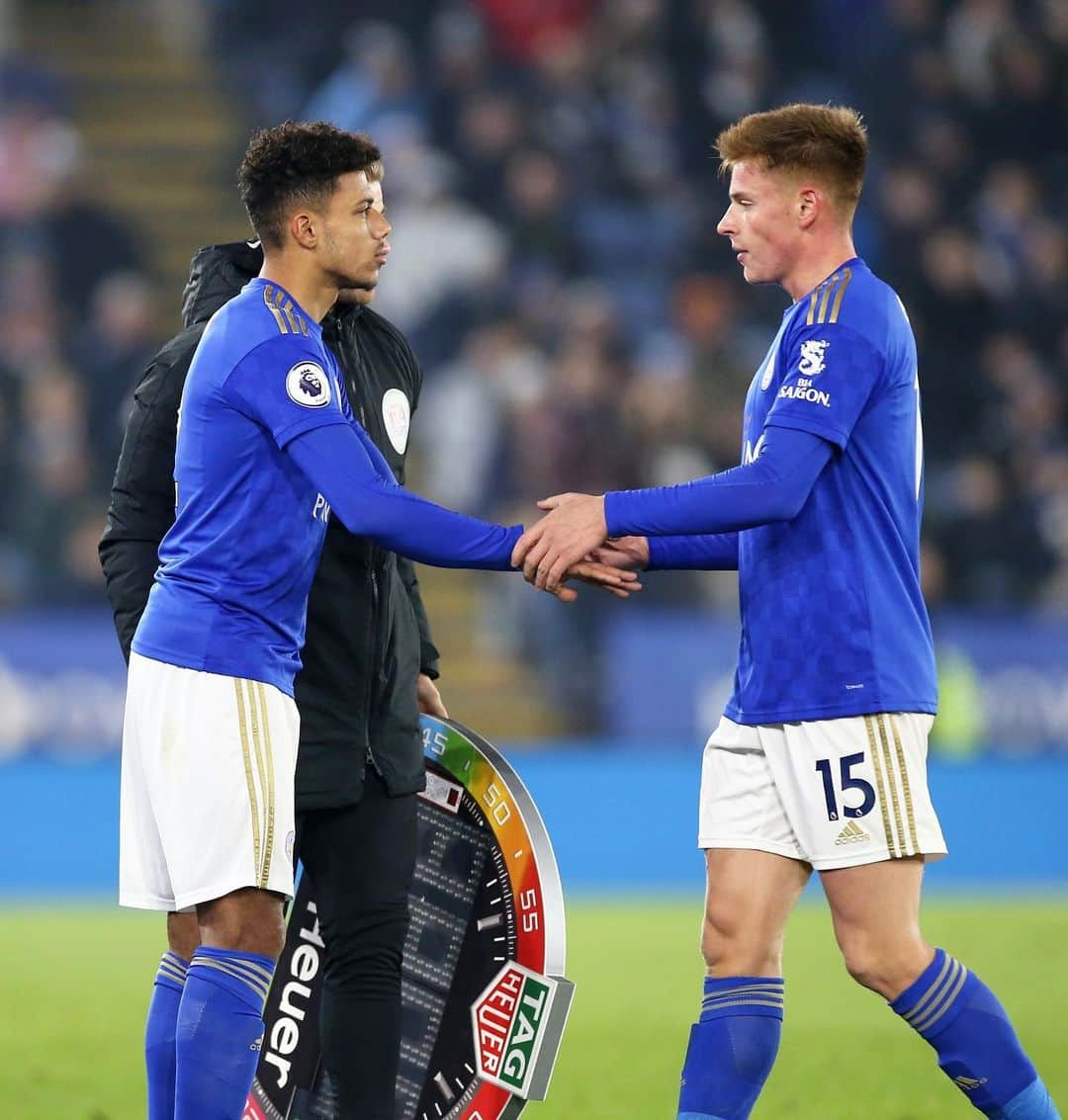 レスター・シティFCさんのインスタグラム写真 - (レスター・シティFCInstagram)「Congratulations on making your @PremierLeague debut, JJ! 🔵  @jamesjustin7 • #LeiWat」12月6日 0時35分 - lcfc