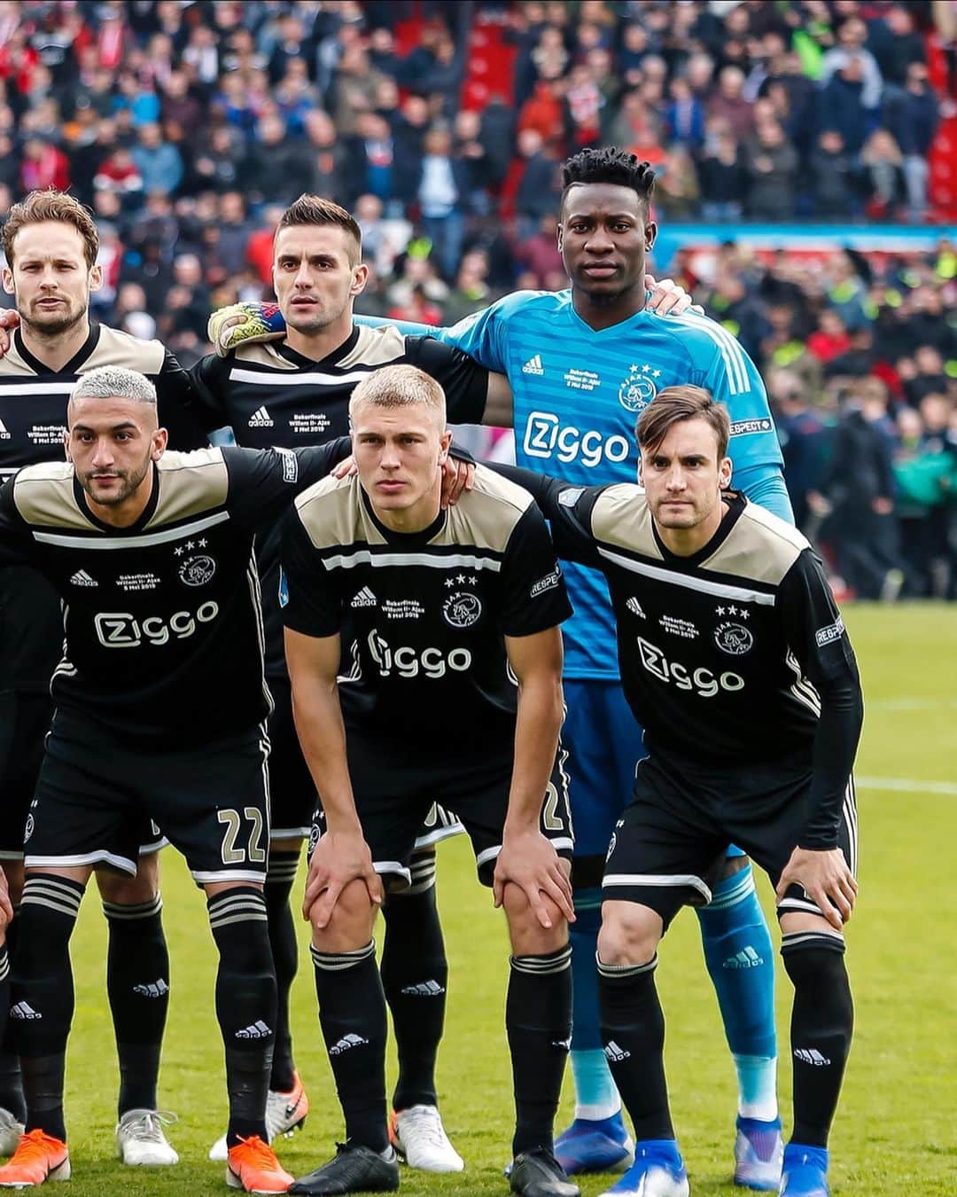 アヤックス・アムステルダムさんのインスタグラム写真 - (アヤックス・アムステルダムInstagram)「Last time vs Willem II? Well... 🤤🏆 #ajawil」12月6日 2時01分 - afcajax