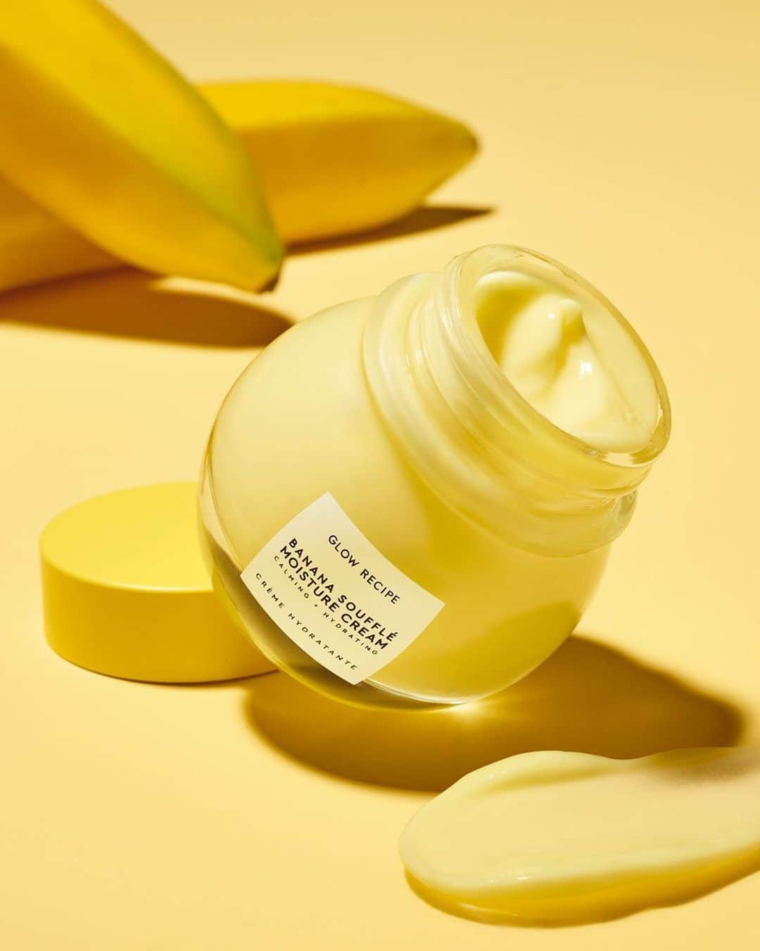 セフォラさんのインスタグラム写真 - (セフォラInstagram)「In the mood for something sweet? 🍌 @glowrecipe’s new Banana Soufflé Moisture Cream is packed with banana (obvs), magnesium, and turmeric to treat dry, where’d-my-glow-go skin to major hydration.  Plus Beauty Insiders, if you haven’t already, use code 2019HOORAY to save in store or online via our Holiday Hooray event—happening now! Fill your basket before it ends Tuesday, 12/17.」12月6日 2時19分 - sephora