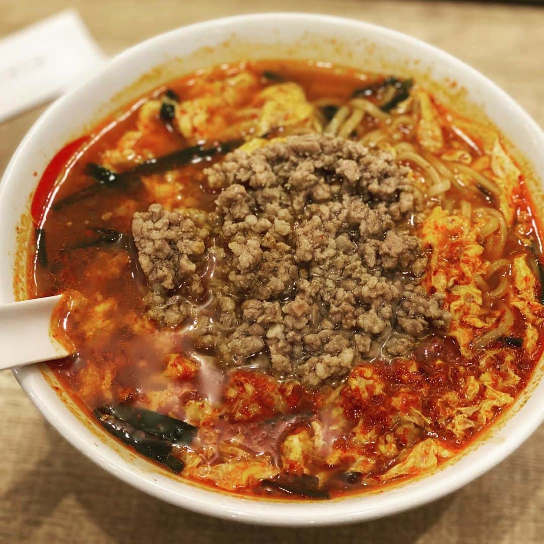 関智一のインスタグラム：「かき玉、ひき肉を増しました(^ ^) 辛そうだけど辛くない♬  #辛麺」