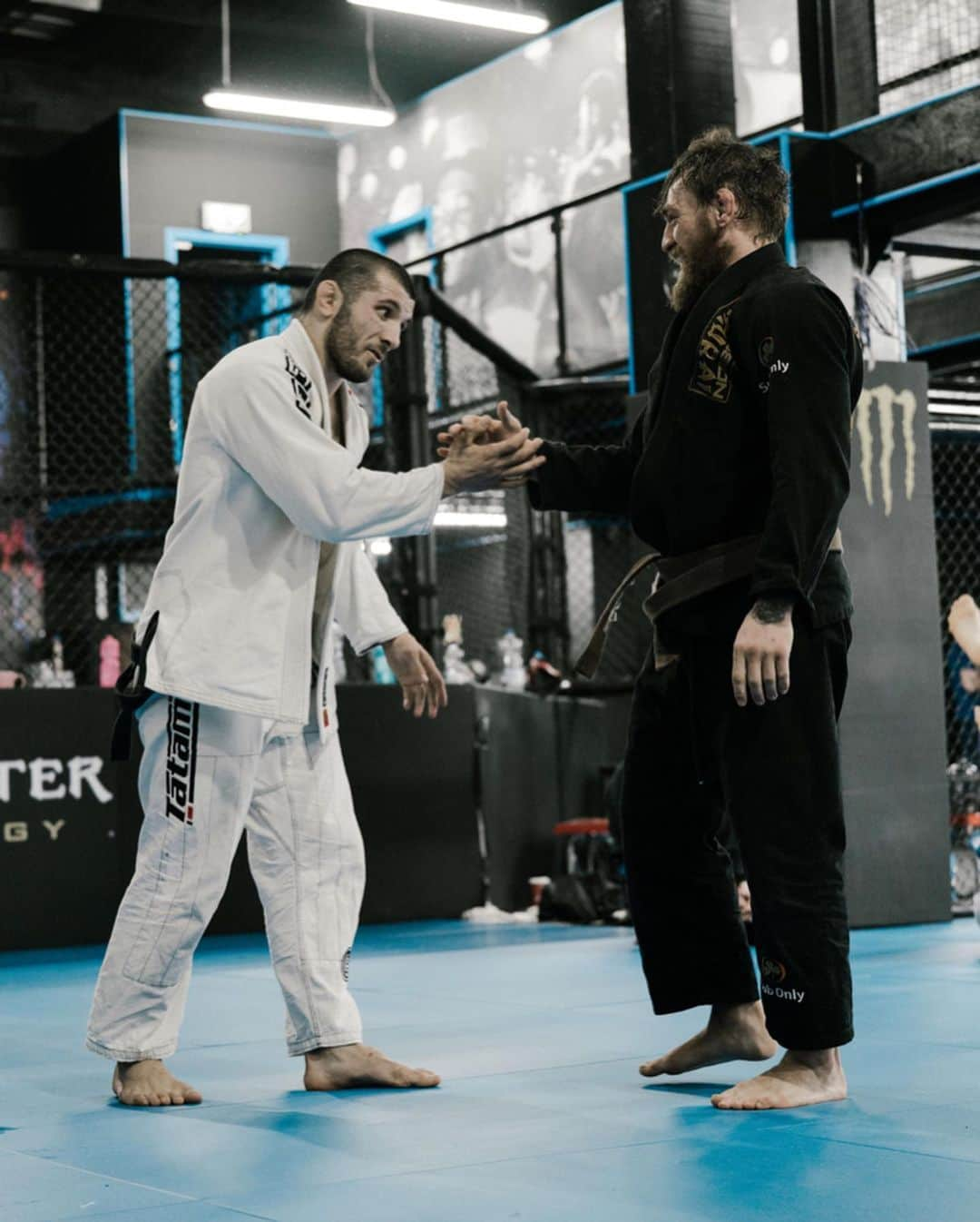 コナー・マクレガーさんのインスタグラム写真 - (コナー・マクレガーInstagram)「Great Jiu jitsu class at @sbgireland with @sbgnerijus and @ionpascu82 🥋」12月6日 5時44分 - thenotoriousmma