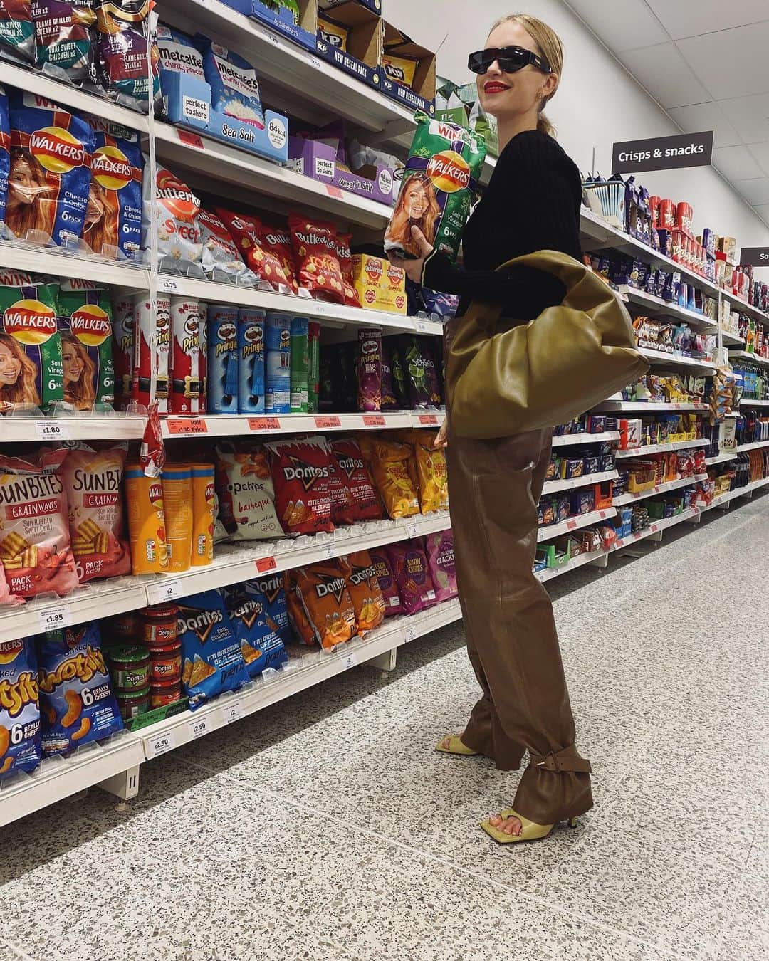 ペニーレ・タイスベックのインスタグラム：「Snack Attack with @mariahcarey」