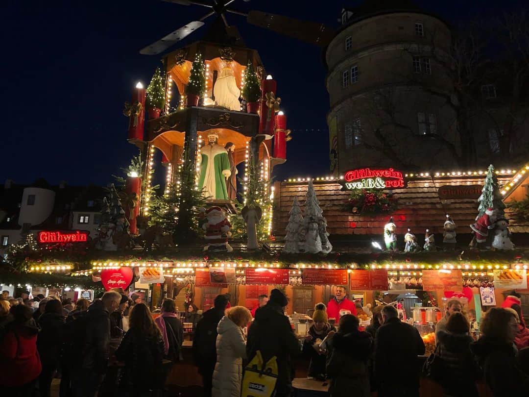 川口太一さんのインスタグラム写真 - (川口太一Instagram)「Some pictures from Christmas market of Stuttgart and chocolate festival of Tübingen!! チームアクティビティでシュトュットガルトのクリスマスマーケットへ！そして今日はトュービーゲンで行われているチョコレート祭りを覗いて来ましたよ。活気が溢れてて寒い冬でも元気が出てきますね！ #ドイツ #クリスマスマーケット #チョコレート祭り」12月6日 7時23分 - k.taichi20