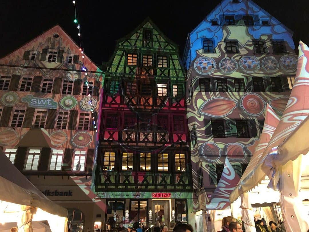 川口太一さんのインスタグラム写真 - (川口太一Instagram)「Some pictures from Christmas market of Stuttgart and chocolate festival of Tübingen!! チームアクティビティでシュトュットガルトのクリスマスマーケットへ！そして今日はトュービーゲンで行われているチョコレート祭りを覗いて来ましたよ。活気が溢れてて寒い冬でも元気が出てきますね！ #ドイツ #クリスマスマーケット #チョコレート祭り」12月6日 7時23分 - k.taichi20