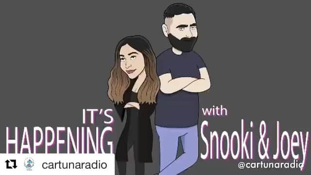 ニコール・ ポリッツィのインスタグラム：「I AM OBSESSED. COULD I? Come to our LIVE podcast tour! Ya gonna like what ya see! *link in bio for tickets!🔥 @itshappeningpodcast」