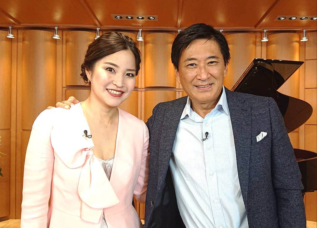 藤岡幸夫のインスタグラム：「12/7(土)のエンターザミュージック(BSテレ東 毎週土曜23:30～)はチャイコフスキー国際コンクール優勝の神尾真由子さん&東京シティフィルのピアソラ❗ 真由子さんのセクシーにして情熱的なソロで強烈なパフォーマンスに圧倒されます‼️オケもノリノリ‼️とっても楽しいトークもお届け！  神尾真由子さんとの新シリーズの第一回です！どうぞお楽しみに‼️ 詳しくは番組ホームページで！」