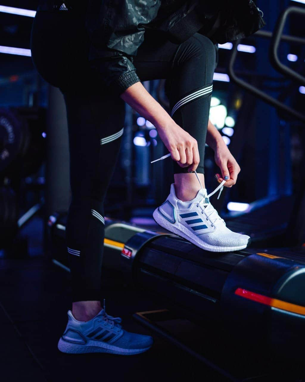 Araya Alberta Hargateさんのインスタグラム写真 - (Araya Alberta HargateInstagram)「#ULTRABOOST 20 #Createdwithadidas @adidasRunning @adidasthailand」12月6日 14時26分 - chomismaterialgirl