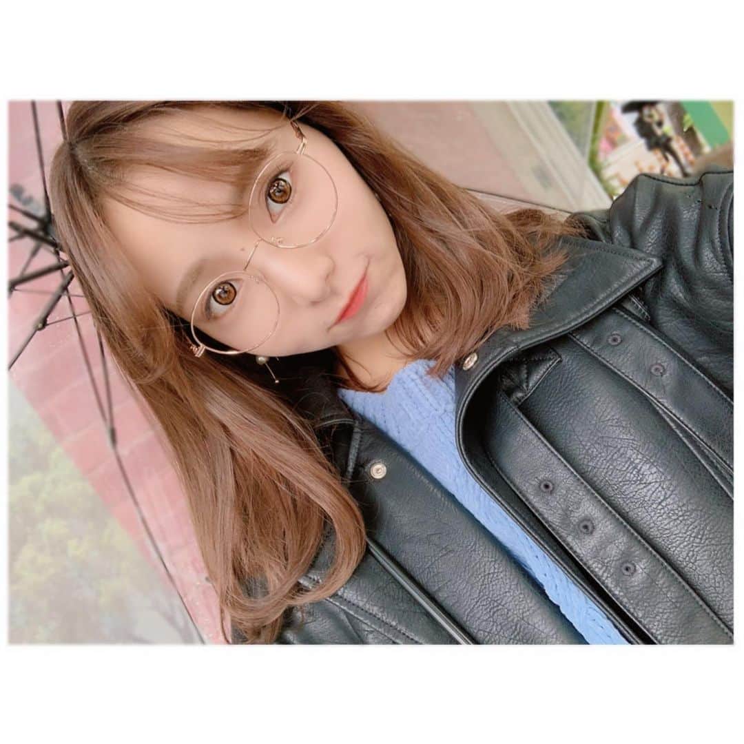 のインスタグラム：「星期五🥳⭐️ 昨天在西門町買的眼鏡👓💓 #台湾　#台北　#留学生活  #留学生　#日常」