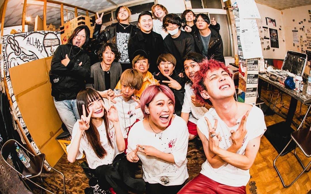 AliAさんのインスタグラム写真 - (AliAInstagram)「Thank You Toyohashi!!! 2019.12.06 at Toyohashi club KNOT  with #CrowsAlive #ISAAC  photo by @yamada_mphoto」12月6日 23時21分 - alia___official