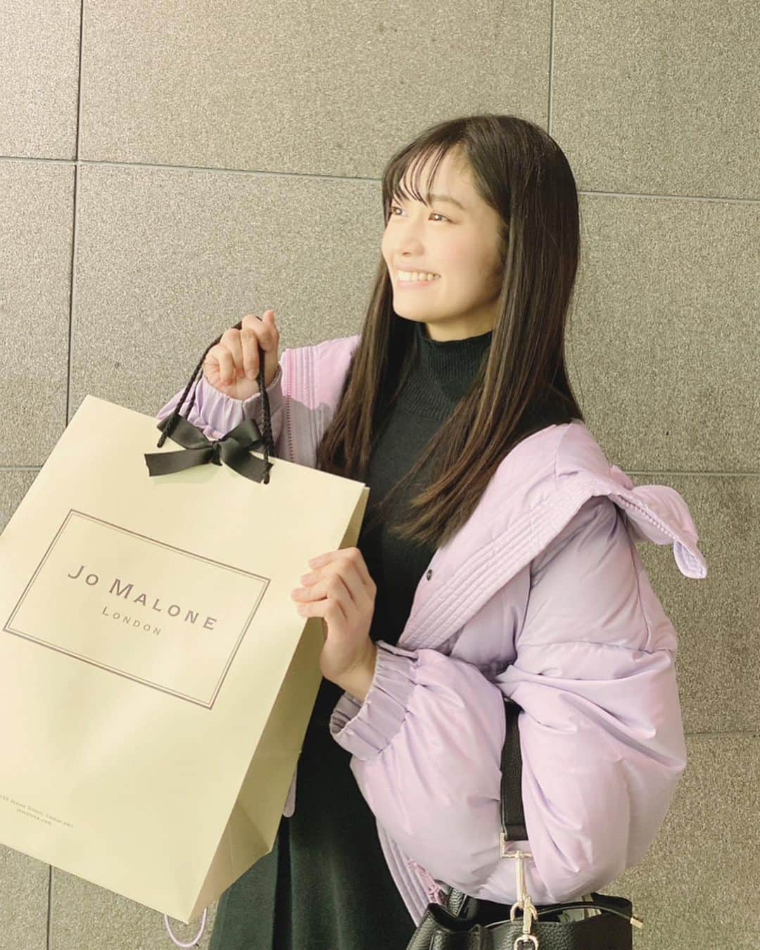 浅野杏奈さんのインスタグラム写真 - (浅野杏奈Instagram)「パープルまん！﻿ あっちこっちにクリスマス❤️﻿ ﻿ #ポートレート #fashion #followme #アイドル #爱豆 #ootd  #coordinate #コーデ #时装 #idol #今日のコーデ #style」12月6日 23時28分 - this.is.anna_box