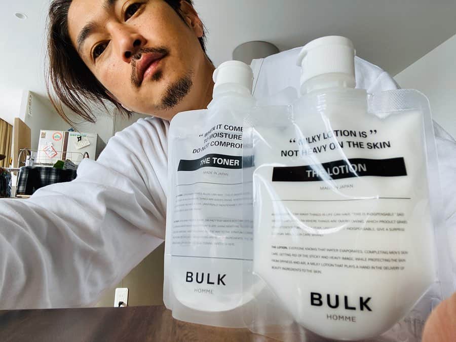 窪塚洋介のインスタグラム：「I'm using @bulkhomme every day and night so I can't stop.lol #bulkhomme」