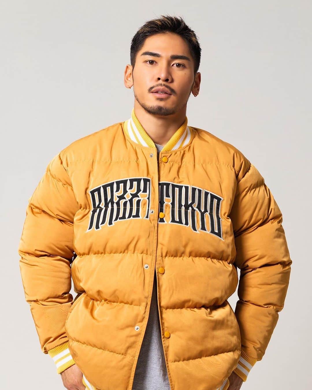 BITTER STORE OFFICIAL Instagramさんのインスタグラム写真 - (BITTER STORE OFFICIAL InstagramInstagram)「. RAZZ 2019 AW COLLECTION . Solar Ball Jacket . 販売開始です🔥🔥 . 購入は写真をタップ、またはストーリーズから💁‍♂️ . 品番:rzpg19-40 . #razz #razztokyo #bitter #bitterstore」12月6日 18時07分 - bitter_store