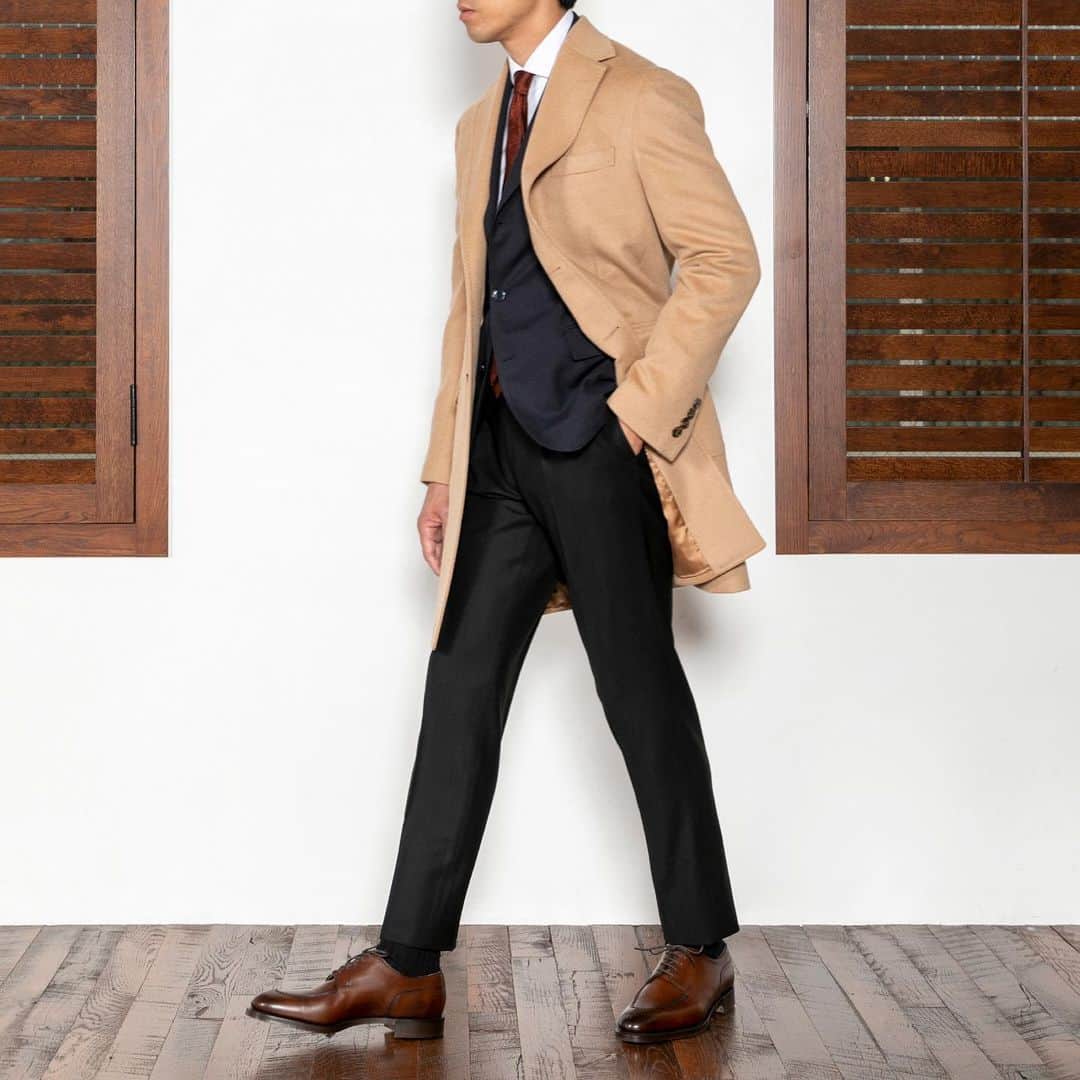 ストラスブルゴさんのインスタグラム写真 - (ストラスブルゴInstagram)「【Dressing Styles December  2019】﻿ ﻿ Coat: #BARBA﻿ Jacket: #LARDINI﻿ Shirt: #BARBA﻿ Tie: #KITON﻿ Pant: #ROTA﻿ Shoes: #EDWARDGREEN﻿ ﻿ @strasburgomens﻿ #strasburgo #strasburgomens #strasburgolife #winter #2019 #strasburgoquality #apparel #fashion #mensfashion #gentleman #selectshop #menswear #dressingstyles #ストラスブルゴ #ファッション #セレクトショップ #メンズファッション #ドレススタイル #秋冬 #2019秋冬」12月6日 18時09分 - strasburgo_mens_official