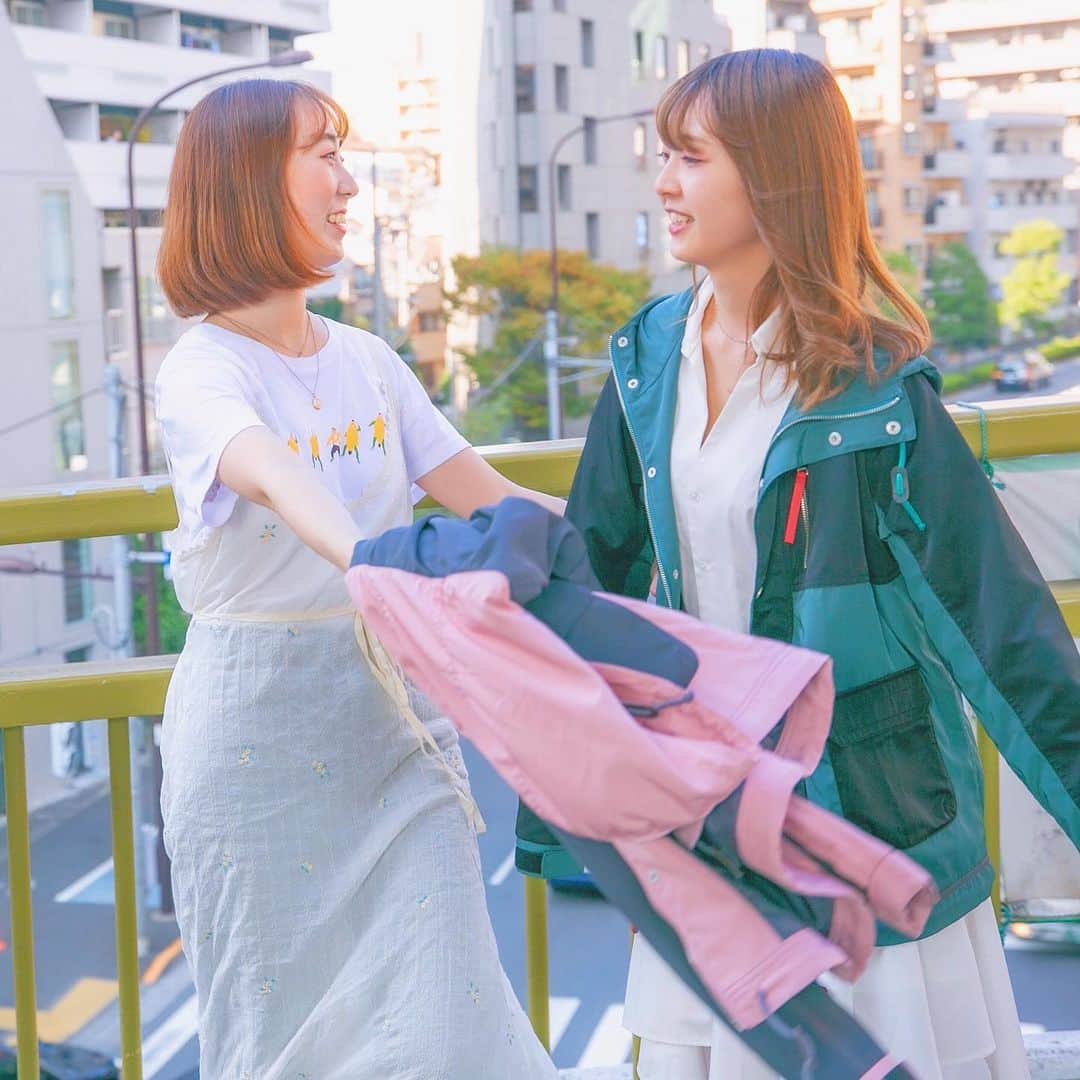 SuperGroupiesのインスタグラム：「⠀ ＼フォロー&いいねで／﻿ #ヒロアカ のアウターをプレゼント🎁 （詳細は下からCheckしてね✅） ⠀ 🎁WEEKLY GIVEAWAY: #MyHeroAcademia jacket We’re giving away an official collaboration jacket to a winner! To enter: 1️⃣FOLLOW US @supergroupies 2️⃣LIKE THIS POST You can enter until December 11th at 23:59 JST. Win a #Deku model jacket! Good Luck! ⠀⠀⠀⠀⠀⠀⠀ ⠀⠀⠀⠀⠀⠀⠀ 毎週木曜日は #スパグルプレゼント の日💕 今週のプレゼントアイテムは?! こちら👇 ──────────────────────﻿ 👊Today’s Item👊 My Hero Academia Collaboration Series Izuku Midoriya and Ochaco Uraraka model #mountainjacket ──────────────────────﻿ ⠀ ⠀⠀⠀⠀⠀⠀⠀ #僕のヒーローアカデミア のマウンテンパーカー✨ ⠀ 程よい丈感は パンツやスカートにも合わせやすいよ💗 ⠀ 1着持っておくと、 コーデの幅が広がる便利なアイテム😘 ⠀ ⠀ ⠀⠀⠀⠀⠀⠀⠀⠀⠀⠀⠀⠀ ここで… 新プレゼントキャンペーンのお知らせです💁‍♀️🗯️ ⠀⠀⠀⠀⠀⠀⠀ 応募条件を満たした方の中から抽選で、﻿ 【1名様】にこちらのアイテムをプレゼント🎉﻿ ＝＝＝＝＝＝＝＝＝＝＝＝＝＝＝＝＝＝＝＝＝＝＝﻿ 🎁プレゼント商品🎁﻿ 『#僕のヒーローアカデミア』 ✅ 緑谷出久モデル / アウター （サイズ：レディースFree） ＝＝＝＝＝＝＝＝＝＝＝＝＝＝＝＝＝＝＝＝＝＝＝﻿ ⠀⠀⠀⠀⠀⠀⠀ ⠀⠀⠀⠀⠀⠀ 下記の詳細をチェックして、 #ヒロアカ コラボアイテムを当てよう💓 ＝＝＝＝＝＝＝＝＝＝＝＝＝＝＝＝＝＝＝＝＝＝＝﻿ 🎁キャンペーン期間🎁 12/5（木）〜12/11（水）23時59分まで﻿﻿ ⠀⠀⠀⠀⠀ ⠀⠀⠀⠀⠀ 🎁応募方法🎁 カンタン2ステップで応募できます！ ─────────────────────﻿ 1️⃣SuperGroupies 公式アカウント（ @supergroupies ）をフォロー﻿ 2️⃣この投稿を「いいね！」 ─────────────────────﻿ 📍「いいね！」する対象投稿はこの投稿を含め3つ！ 📍3つ全部に「いいね！」をすると当選確率がアップ！ ⠀⠀⠀⠀⠀⠀⠀ ⠀⠀⠀⠀⠀⠀⠀ 🎁注意事項🎁 📍当選者には1月31日(金)までに当店のアカウントからDMをお送りします。 📍当選商品は撮影に使用したサンプル品となります。ご了承のほどお願いいたします。⠀ 📍当選した方はこちらのアカウント・ライブ配信にて紹介させていただく場合がございます。 ⠀ 🌎THIS GIVEAWAY IS OPEN TO ALL COUNTRIES. 📍The winner will get DM from us by Jan. 31 and also might be announced in our stories or live video. 📍The prize has been used for our fashion shooting previously, so be aware that it’s not a brand new product. 📍This giveaway is not sponsored, endorsed, or administered by, or associated with Instagram. ＝＝＝＝＝＝＝＝＝＝＝＝＝＝＝＝＝＝＝＝＝＝＝ ﻿ ⠀⠀⠀⠀⠀⠀⠀ ⠀⠀⠀⠀⠀⠀⠀ ご応募は12月11日（水）まで！ たくさんの「いいね！」お待ちしております👏﻿ ⠀⠀⠀⠀⠀⠀⠀ ご質問等ございましたらコメント欄にて承ります🎀﻿ ⠀ ⠀ ⠀ #supergroupies #anime #japaneseanime #スーパーグルーピーズ #アニメ #アニメコラボ #コラボグッズ #ファッションにアニメを #アニメグッズ #アニメ好き #プレゼントキャンペーン #カジュアルコーデ #ストリートコーデ #スポーティーコーデ #なりきりコーデ #アニメバウンド #緑谷出久 #麗日お茶子 #IzukuMidoriya #OchacoUraraka #animebound #GIVEAWAY」