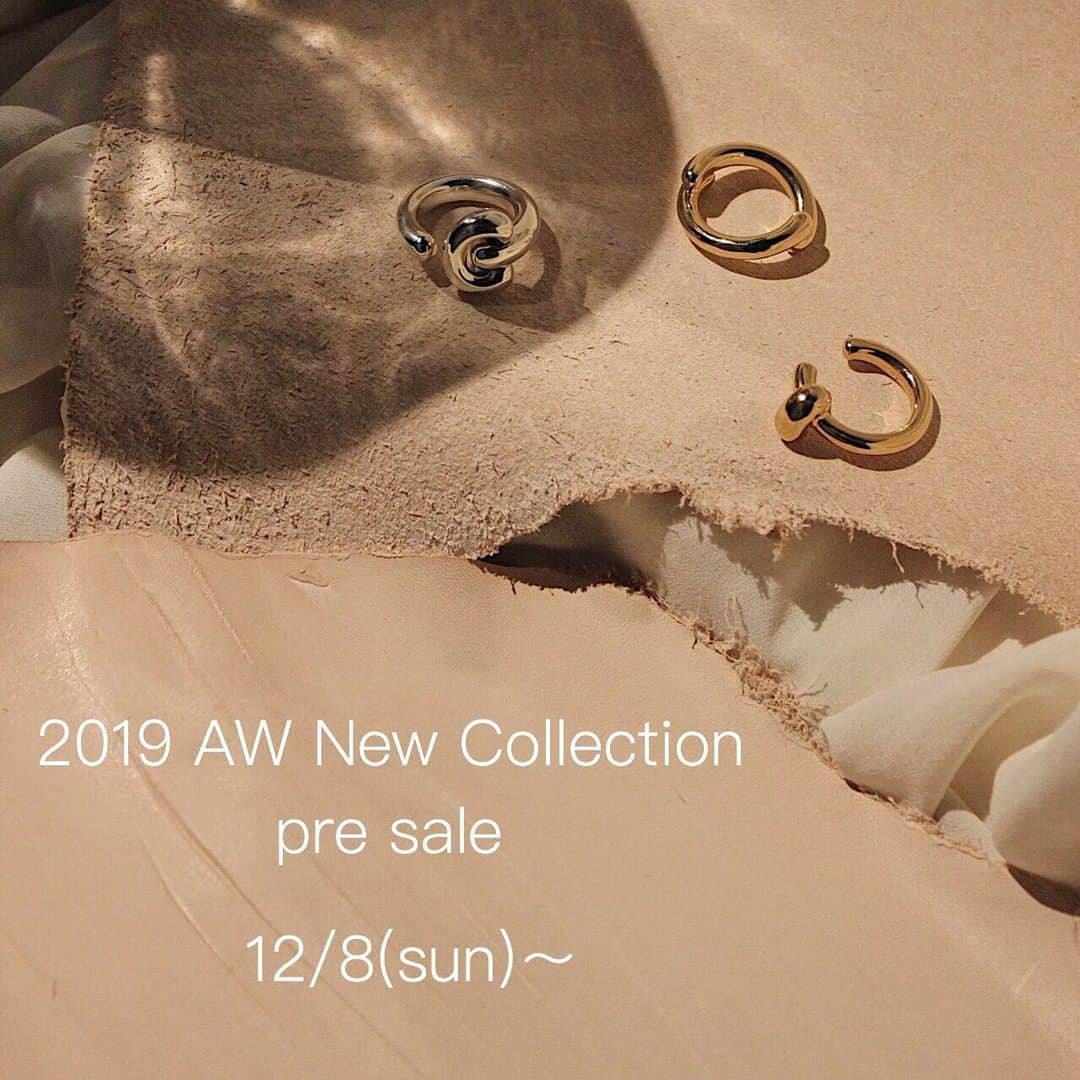 金子渚さんのインスタグラム写真 - (金子渚Instagram)「. 2019 AW NEW Collection Pre Sale 12/8(sun)〜新作コレクションの 先行販売を店頭にて開催いたします。 オーダー可能のリングはサイズオーダーも可能です。 数量限定で店頭販売も致しますので、この機会に是非お越し下さいませ。 ※オンラインショップの販売につきましては後日お知らせ致します。  MAIDEN shop OPEN：12:00 - 20:00 (定休日：水曜日) ADDRESS：1-14-9 2F JINNAN SHIBUYA-KU TOKYO (ネイルサロンDISCOと同ビル2Fになります。) TEL：03-5489-3855 . #maiden#jewelry#ring#necklace#choker#pierce #disco#disconail 【http://maiden-tokyo.com】 @maiden_official @disco_tokyoㅤㅤㅤㅤㅤ」12月6日 18時49分 - nagisakaneko